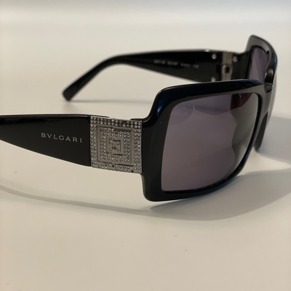 Bvlgari Womens sunglasses - Picture 6 of 7